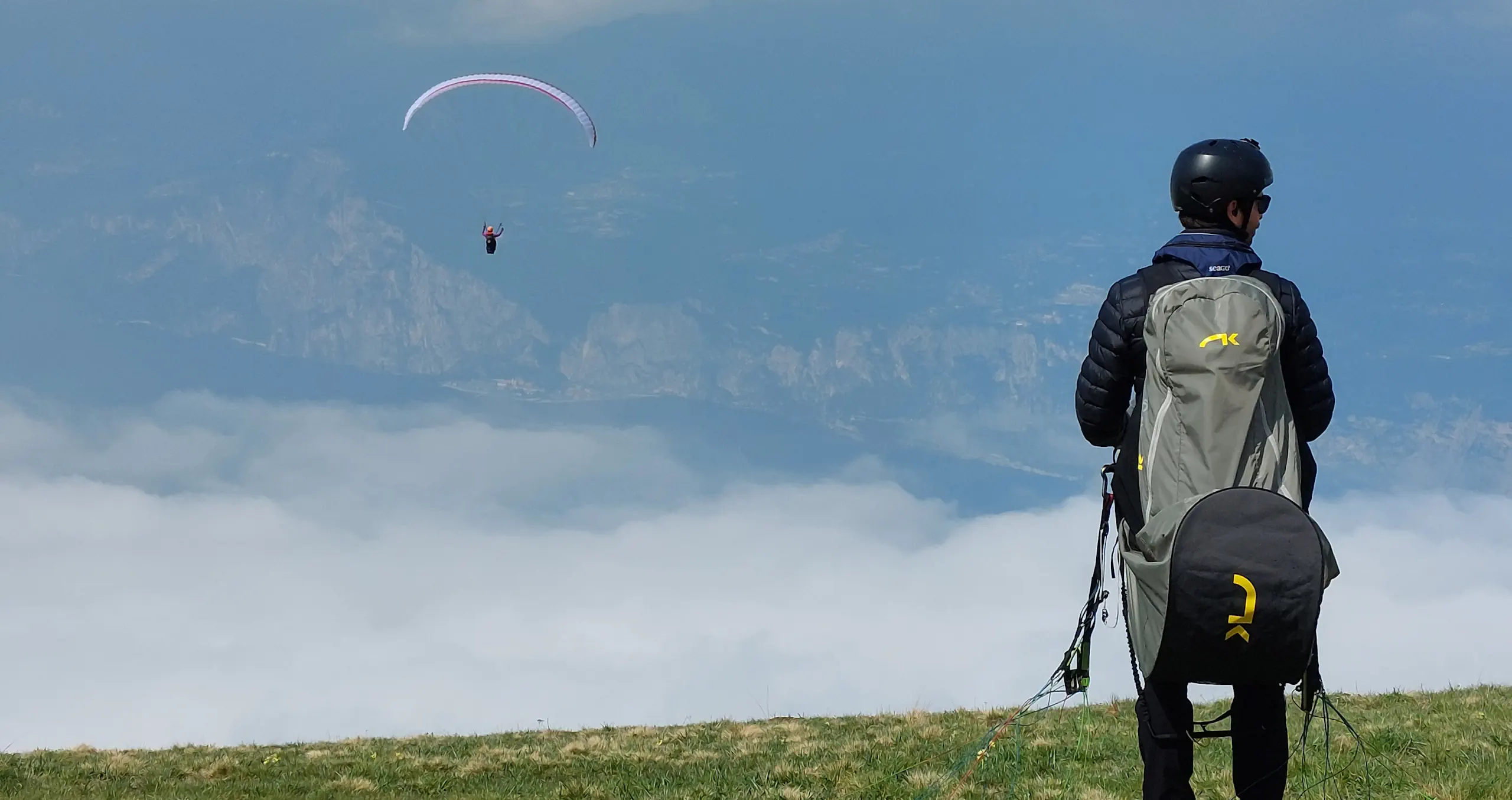 SIV for low-airtime pilots — Flying Karlis SIV course at Lake Garda, taught by Karlis Jaunpetrovičs.