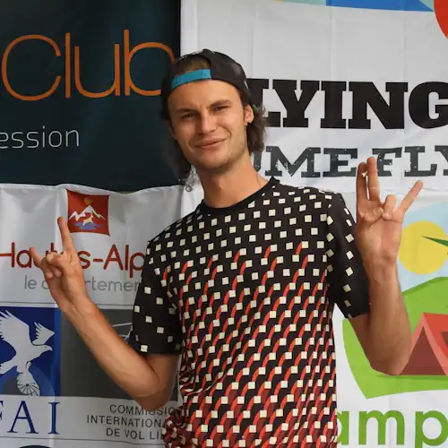 Felix Fauquet Ground Support SIA Flying Karlis